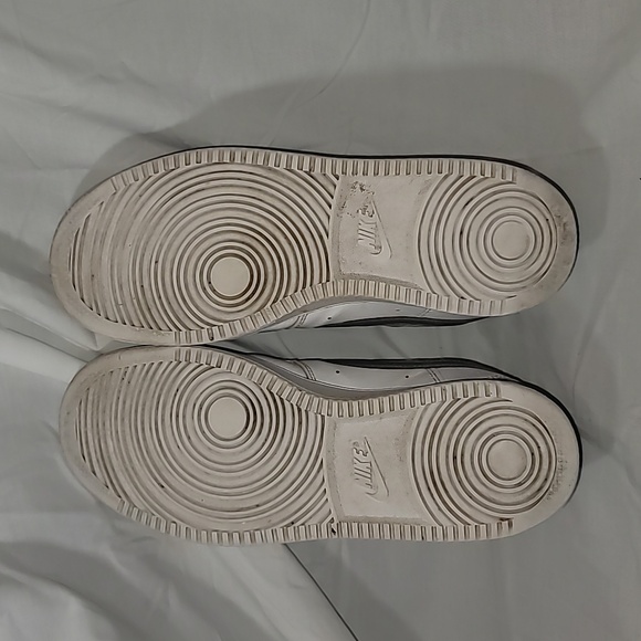 Nike Court Vision Low Sneaker, White Silver, Women's size 9, CD5434-111 (USED) - Picture 8 of 9